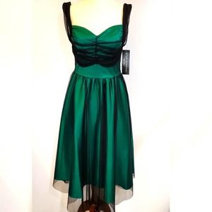 Stop Staring! Green party dress NWT